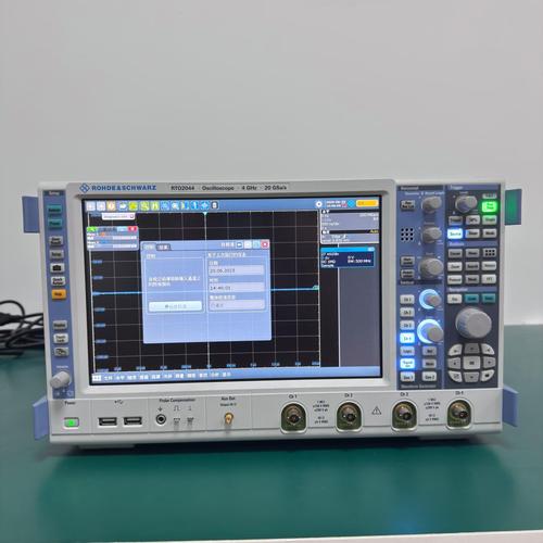 罗德与施瓦茨(R&S)RTM3004数字示波器