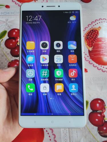 红米8和小米max2哪个好?